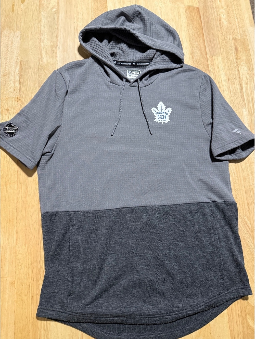 Men’s Fanatics Authentic Pro Toronto Maple Leafs Short Sleeve Hoodie Large Gray